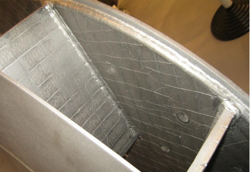 堆焊耐磨復(fù)合板.png 堆焊耐磨復(fù)合板.png