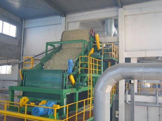 巖棉生產(chǎn)線.jpg 巖棉生產(chǎn)線.jpg