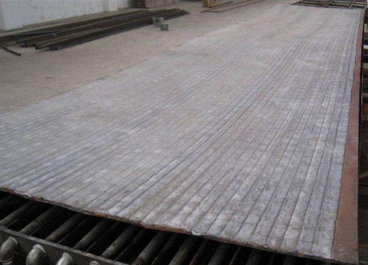 1557545178560255.jpg 堆焊耐磨復(fù)合板.jpg