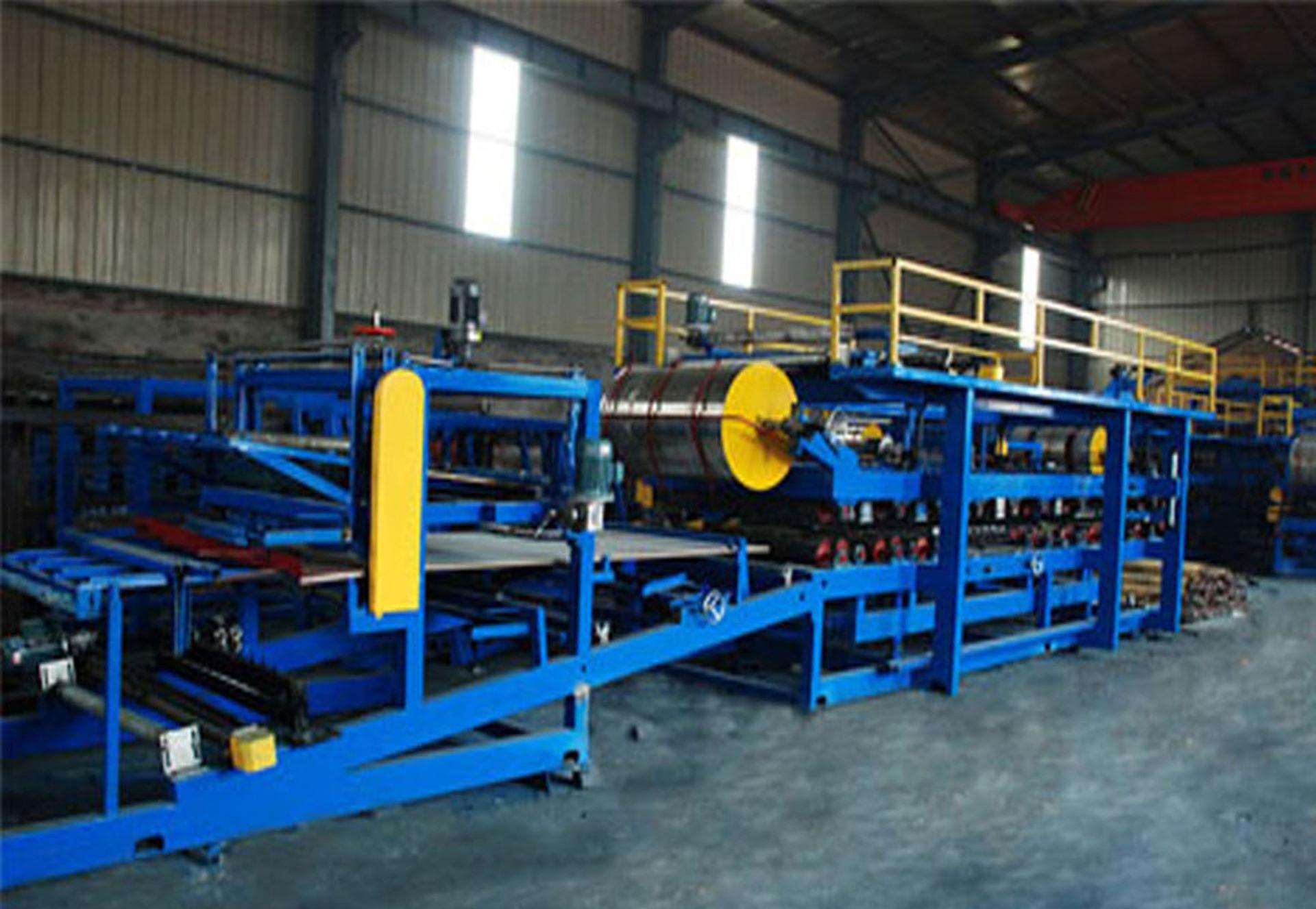 巖棉生產(chǎn)線.jpg 巖棉生產(chǎn)線.jpg